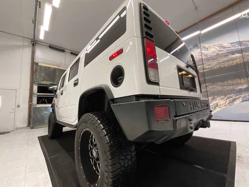 2005 Hummer H2 4WD 4dr SUV / Leather / DVD / LIFTED LIFTED  /Leather & Heated Seats / Sunroof / SHARP & CLEAN !! - Photo 11 - Gladstone, OR 97027