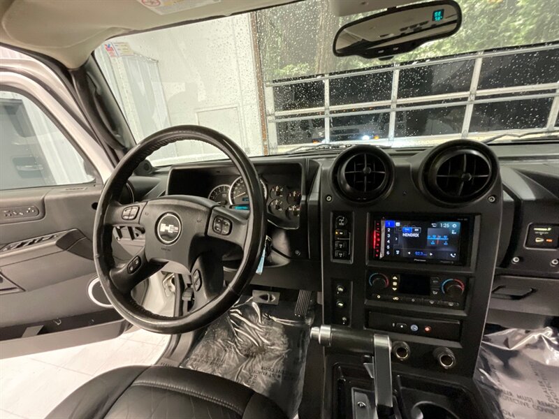 2005 Hummer H2 4WD 4dr SUV / Leather / DVD / LIFTED LIFTED  /Leather & Heated Seats / Sunroof / SHARP & CLEAN !! - Photo 19 - Gladstone, OR 97027