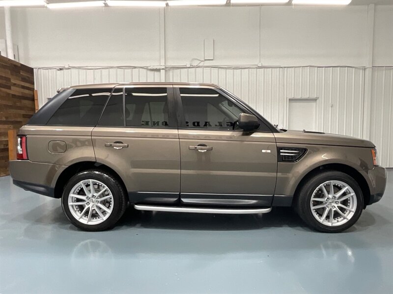 2013 Land Rover Range Rover Sport HSE Sport Utility 4X4 / 5.0L V8 / 98,000 MILE  / Leather Heated Seats - Photo 4 - Gladstone, OR 97027