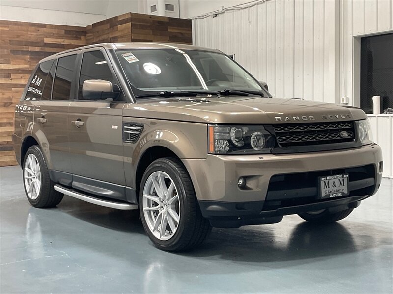 2013 Land Rover Range Rover Sport HSE Sport Utility 4X4 / 5.0L V8 / 98,000 MILE  / Leather Heated Seats - Photo 2 - Gladstone, OR 97027