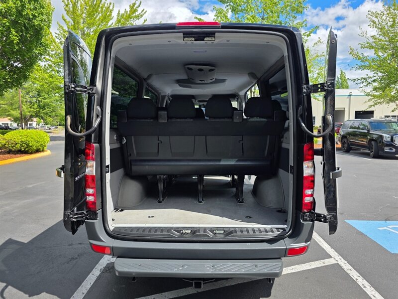 2016 Mercedes-Benz Sprinter Turbo Diesel 12-Passenger Roof Top A/C New Tires / 144 " WB / Excellent Condition - Photo 45 - Portland, OR 97217