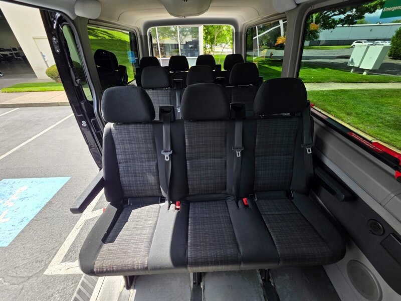 2016 Mercedes-Benz Sprinter Turbo Diesel 12-Passenger Roof Top A/C New Tires / 144 " WB / Excellent Condition - Photo 16 - Portland, OR 97217