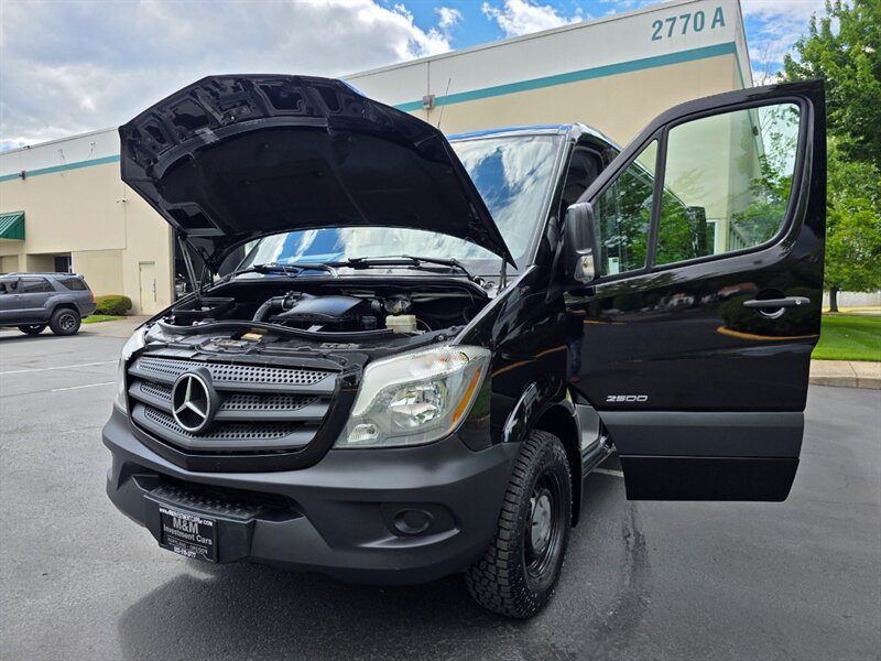 2016 Mercedes-Benz Sprinter Turbo Diesel 12-Passenger Roof Top A/C New Tires / 144 " WB / Excellent Condition - Photo 25 - Portland, OR 97217
