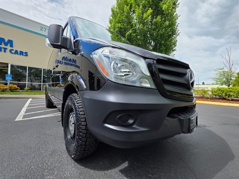 2016 Mercedes-Benz Sprinter Turbo Diesel 12-Passenger Roof Top A/C New Tires / 144 " WB / Excellent Condition - Photo 10 - Portland, OR 97217