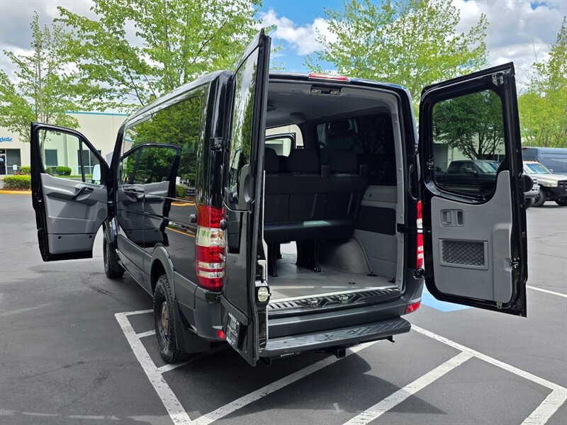 2016 Mercedes-Benz Sprinter Turbo Diesel 12-Passenger Roof Top A/C New Tires / 144 " WB / Excellent Condition - Photo 28 - Portland, OR 97217