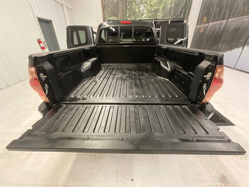 2005 Toyota Tacoma SR5 Access Cab 4-Door/2WD/ 2.7L 4CYL / LOCAL TRUCK  / RUST FREE / Excellent condition / 130,000 MILES - Photo 21 - Gladstone, OR 97027