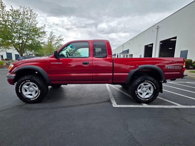 2004 Toyota Tacoma 4X4 DIFF LOCK / TRD / 5 SPEED / NEW TIMING BELT  / 3.4L V6 / E-LOCKER / OFF ROAD PKG / MANUAL TRANSMISSION / BF GOODRICH TIRES / LIFTED - Photo 3 - Portland, OR 97217