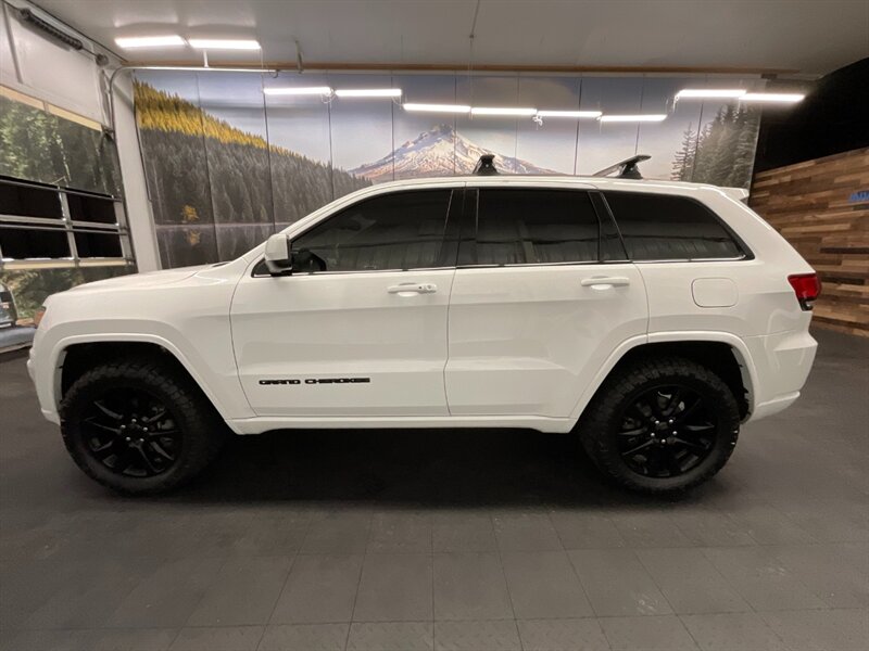 2019 Jeep Grand Cherokee Altitude 4X4 / Heate   - Photo 3 - Gladstone, OR 97027