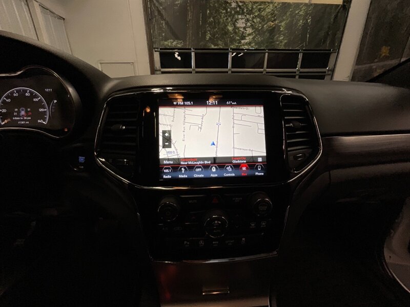 2019 Jeep Grand Cherokee Altitude 4X4 / Heate   - Photo 34 - Gladstone, OR 97027