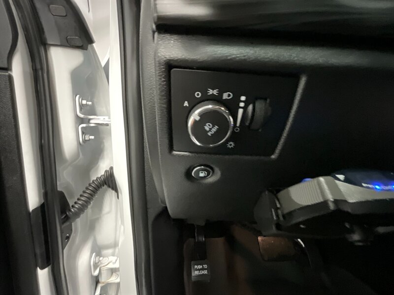 2019 Jeep Grand Cherokee Altitude 4X4 / Heate   - Photo 31 - Gladstone, OR 97027