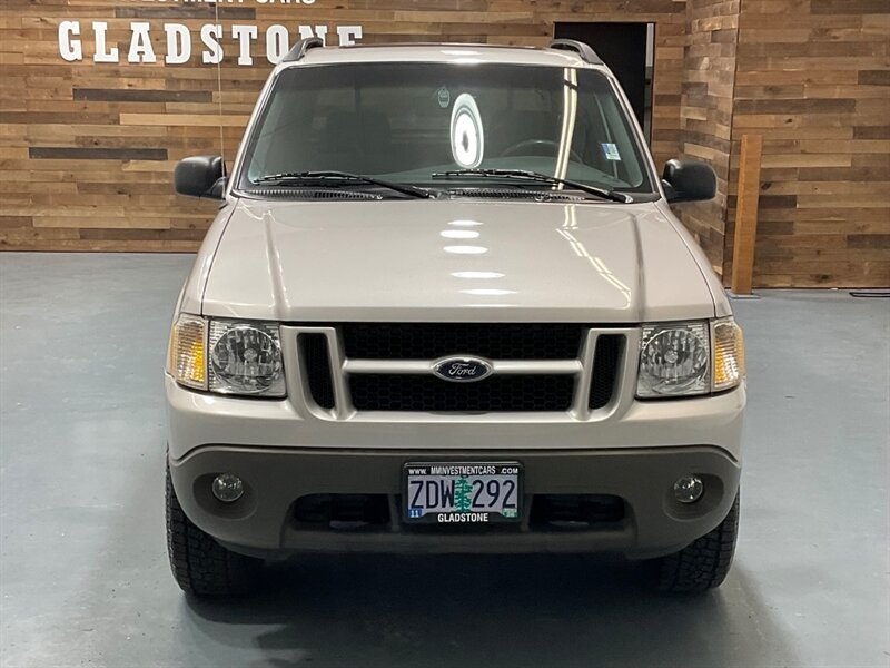 2002 Ford Explorer Sport Trac Crew Cab Pickup 4X4 / 6Cyl / 1-OWNER / 94K MILES / SUNROOF / BRAND NEW TIRES / Towing Pkg / LOCAL OREGON SUV / ZERO RUST - Photo 5 - Gladstone, OR 97027