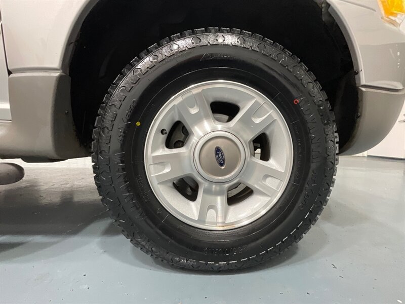 2002 Ford Explorer Sport Trac Crew Cab Pickup 4X4 / 6Cyl / 1-OWNER / 94K MILES / SUNROOF / BRAND NEW TIRES / Towing Pkg / LOCAL OREGON SUV / ZERO RUST - Photo 23 - Gladstone, OR 97027