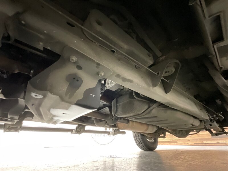 2002 Ford Explorer Sport Trac Crew Cab Pickup 4X4 / 6Cyl / 1-OWNER / 94K MILES / SUNROOF / BRAND NEW TIRES / Towing Pkg / LOCAL OREGON SUV / ZERO RUST - Photo 46 - Gladstone, OR 97027