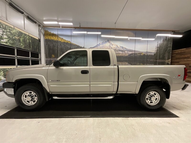 2005 Chevrolet Silverado 2500 LS 4Dr Extended Cab 4X4 / 6.0L V8 / 68,000 MILES  / BRAND NEW TIRES / LOCAL TRUCK / RUST FREE - Photo 3 - Gladstone, OR 97027