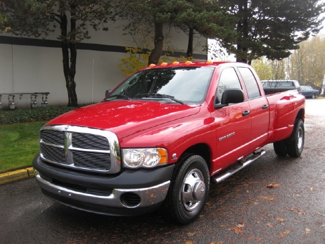 2004 Dodge Ram 3500 ST   - Photo 1 - Portland, OR 97217