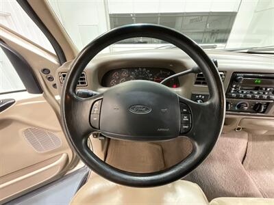 2000 Ford F-250 Lariat 4X4 7.3L DIESEL / 1-OWNER LOCAL / ZERO RUST / Leather Seats - Photo 19 - Gladstone, OR 97027