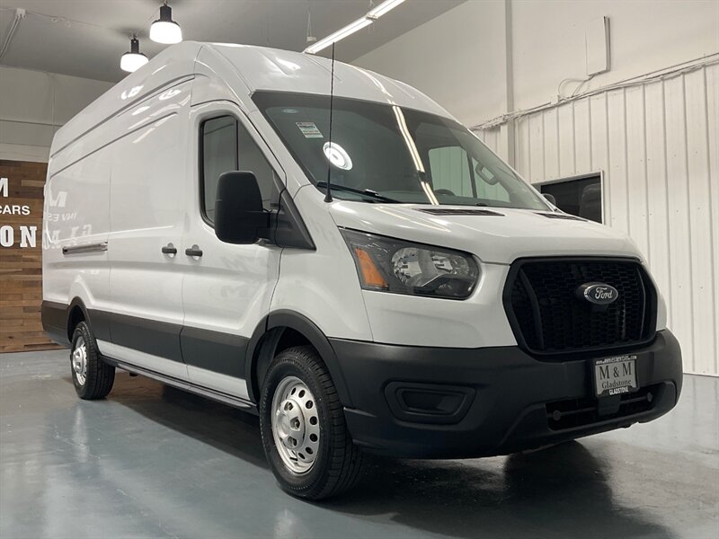 2023 Ford Transit 250 CARGO VAN LWB HIGHROOF / ALL WHEEL DRIVE / Backup Camera / Leather seats / BRAND NEW TIRES / 148inc WB HIGHROOF - Photo 2 - Gladstone, OR 97027