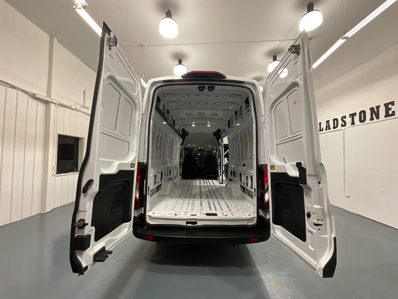 2023 Ford Transit 250 CARGO VAN LWB HIGHROOF / ALL WHEEL DRIVE / Backup Camera / Leather seats / BRAND NEW TIRES / 148inc WB HIGHROOF - Photo 9 - Gladstone, OR 97027