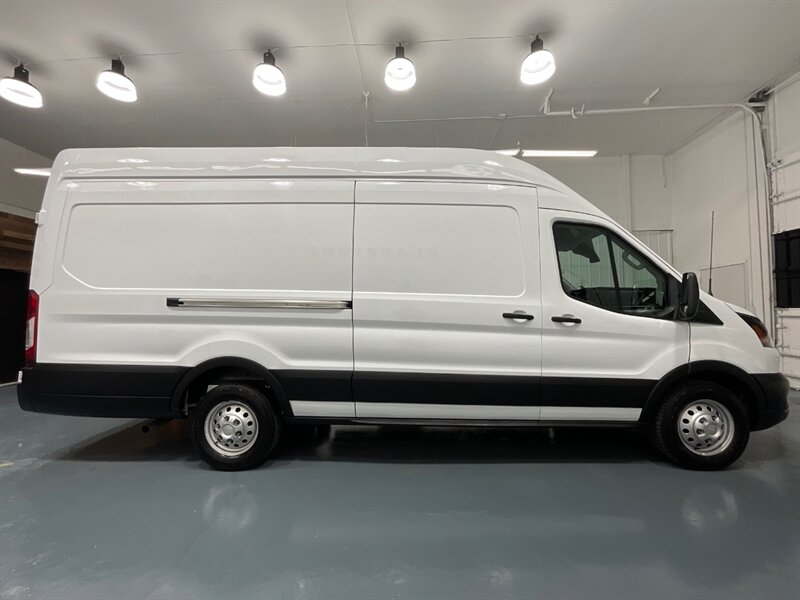2023 Ford Transit 250 CARGO VAN LWB HIGHROOF / ALL WHEEL DRIVE / Backup Camera / Leather seats / BRAND NEW TIRES / 148inc WB HIGHROOF - Photo 4 - Gladstone, OR 97027