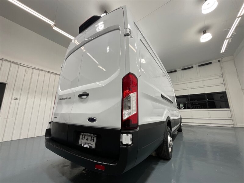 2023 Ford Transit 250 CARGO VAN LWB HIGHROOF / ALL WHEEL DRIVE / Backup Camera / Leather seats / BRAND NEW TIRES / 148inc WB HIGHROOF - Photo 50 - Gladstone, OR 97027