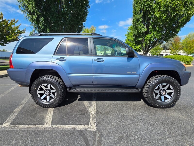 2004 Toyota 4Runner SR5 4X4 / V8 4.7L / DIFF LOCK / BRAND NEW TIMING BELT & WATER PUMP / BRAND NEW LIFT & TIRES / THIRD ROW SEAT - Photo 4 - Portland, OR 97217