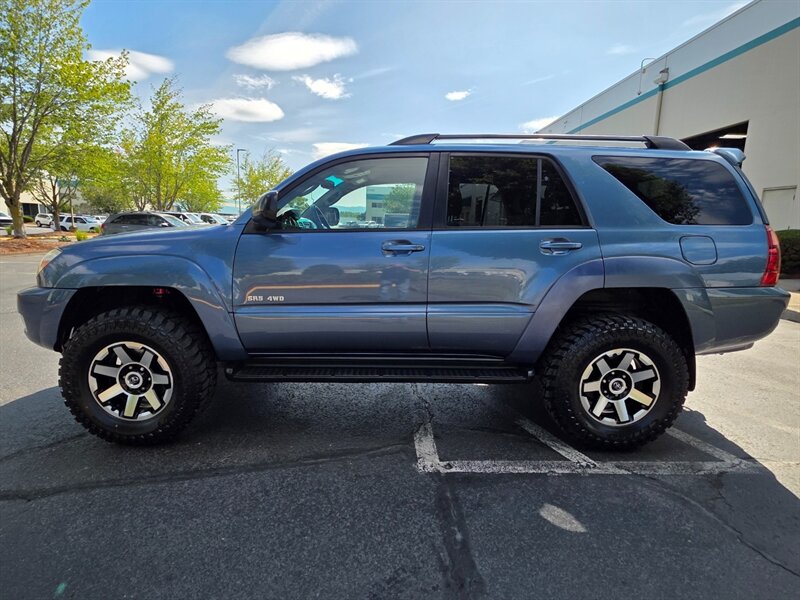 2004 Toyota 4Runner SR5 4X4 / V8 4.7L / DIFF LOCK / BRAND NEW TIMING BELT & WATER PUMP / BRAND NEW LIFT & TIRES / THIRD ROW SEAT - Photo 3 - Portland, OR 97217