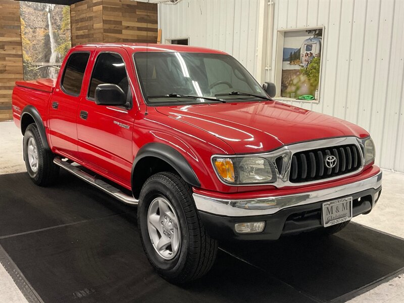 2004 Toyota Tacoma V6 SR5 TRD OFF ROAD / 4X4 / 3.4L V6 / 65,000 MILES  / LOCAL TRUCK / RUST FREE / REAR DIFF LOCKS / SHARP & SUPER CLEAN !! - Photo 2 - Gladstone, OR 97027