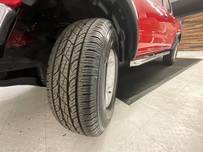 2004 Toyota Tacoma V6 SR5 TRD OFF ROAD / 4X4 / 3.4L V6 / 65,000 MILES  / LOCAL TRUCK / RUST FREE / REAR DIFF LOCKS / SHARP & SUPER CLEAN !! - Photo 24 - Gladstone, OR 97027