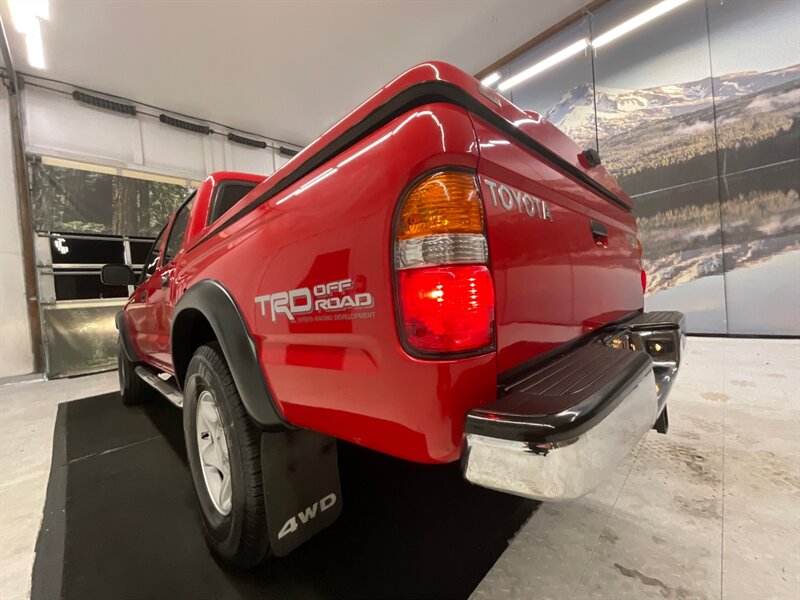 2004 Toyota Tacoma V6 SR5 TRD OFF ROAD / 4X4 / 3.4L V6 / 65,000 MILES  / LOCAL TRUCK / RUST FREE / REAR DIFF LOCKS / SHARP & SUPER CLEAN !! - Photo 10 - Gladstone, OR 97027