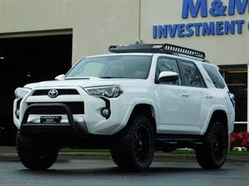 2017 Toyota 4Runner TRD Off-Road / 4X4 / NAVi / DIFF LOCK / LIFTED !! SUV