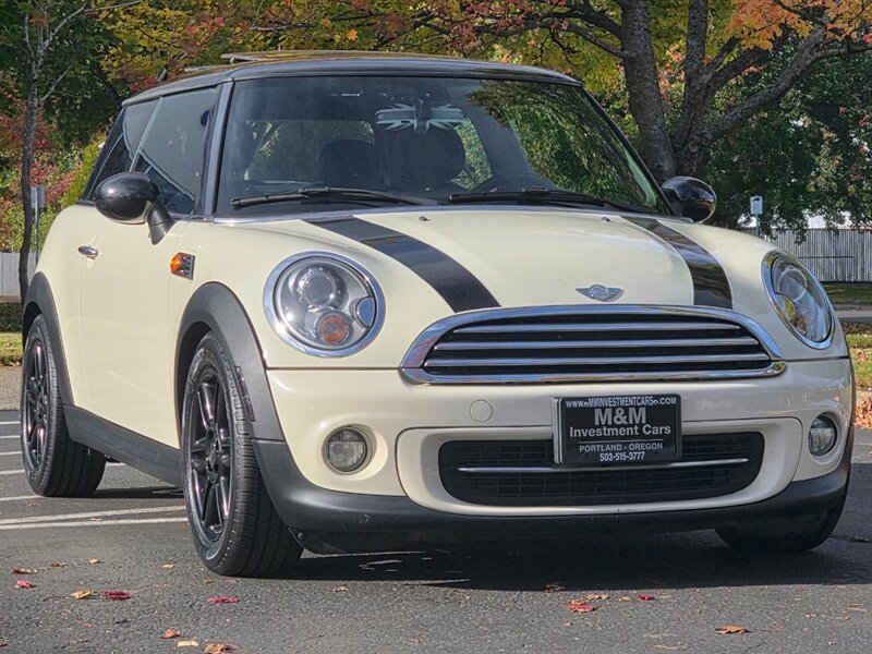 2013 MINI Cooper Hardtop / LEATHER / Panoramic Rooof / 77000 MILES  / 4-cyl 1.6L / HEATED SEATS / MICHELIN TIRES / LOW MILES