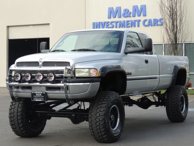 2002 Dodge Ram 2500 SLT / 4X4 / 5.9L DIESEL / MONSTER LIFTED LIFTED   - Photo 51 - Portland, OR 97217