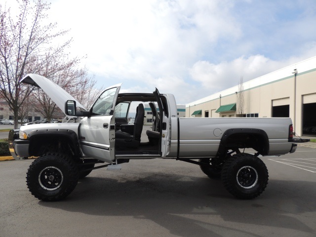 2002 Dodge Ram 2500 SLT / 4X4 / 5.9L DIESEL / MONSTER LIFTED LIFTED   - Photo 26 - Portland, OR 97217