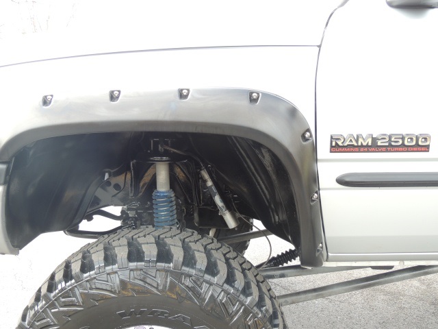 2002 Dodge Ram 2500 SLT / 4X4 / 5.9L DIESEL / MONSTER LIFTED LIFTED   - Photo 22 - Portland, OR 97217