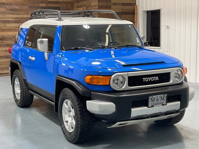 2007 Toyota FJ Cruiser Sport Utility 4X4 / Rear Diff Locks / ZERO RUST  / Towing Pkg / Excel Cond / LOW MILES - Photo 2 - Gladstone, OR 97027