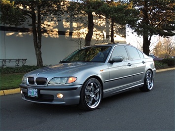 2005 BMW 330i/ 4Dr/ Sport & premium Pkgs/ 64k miles Sedan