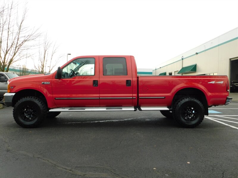 1999 Ford F-350 XLT Crew Cab 4X4 / 7.3L DIESEL / 1-OWNER /8 Ft Bed