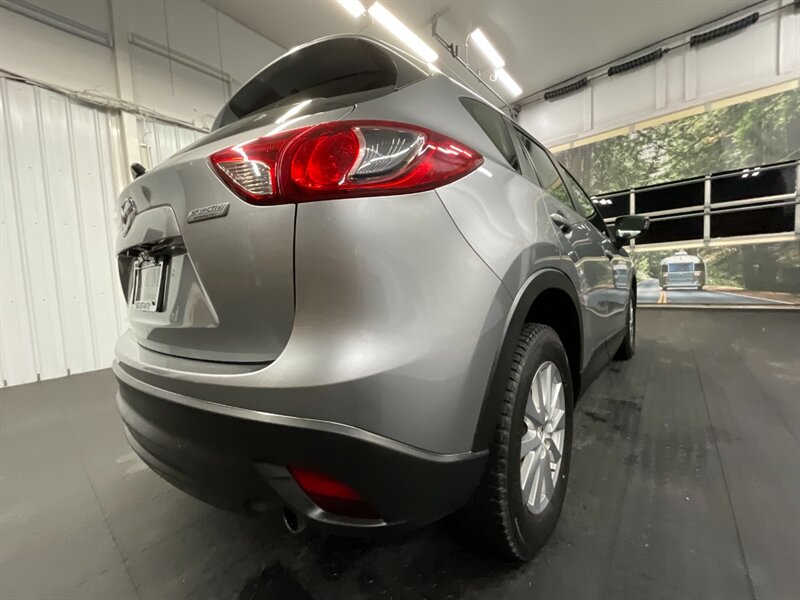 2014 Mazda CX-5 Sport SUV AWD / Backup Camera / LOCAL SUV  Great Service history / Clean Clean - Photo 11 - Gladstone, OR 97027