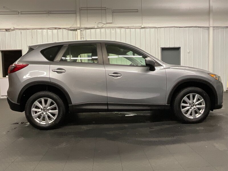 2014 Mazda CX-5 Sport SUV AWD / Backup Camera / LOCAL SUV  Great Service history / Clean Clean - Photo 4 - Gladstone, OR 97027