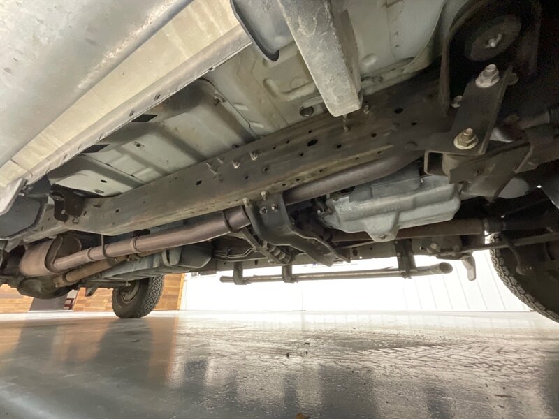 2001 Ford F-250 7.3L DIESEL Super Duty Lariat 4X4 / 69,000 MILES / Leather Seats / LONG BED / ZERO RUST / NO MODS - Photo 50 - Gladstone, OR 97027