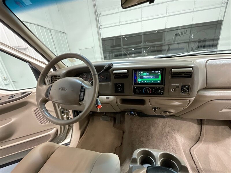 2001 Ford F-250 7.3L DIESEL Super Duty Lariat 4X4 / 69,000 MILES / Leather Seats / LONG BED / ZERO RUST / NO MODS - Photo 17 - Gladstone, OR 97027