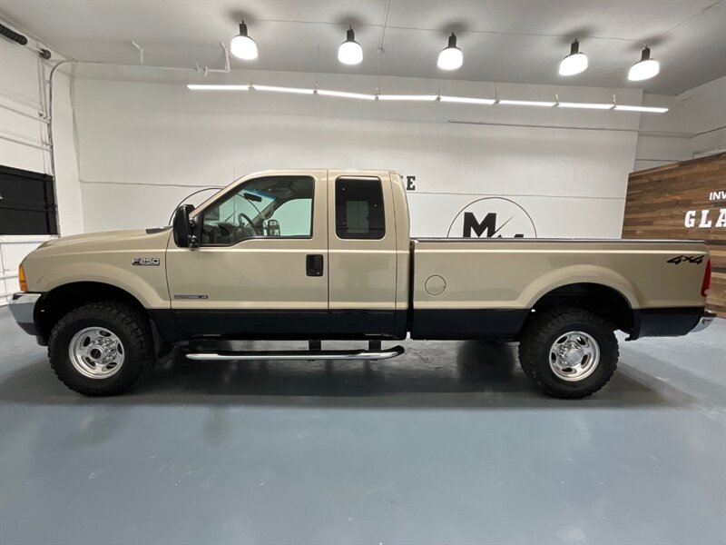 2001 Ford F-250 7.3L DIESEL Super Duty Lariat 4X4 / 69,000 MILES / Leather Seats / LONG BED / ZERO RUST / NO MODS - Photo 3 - Gladstone, OR 97027