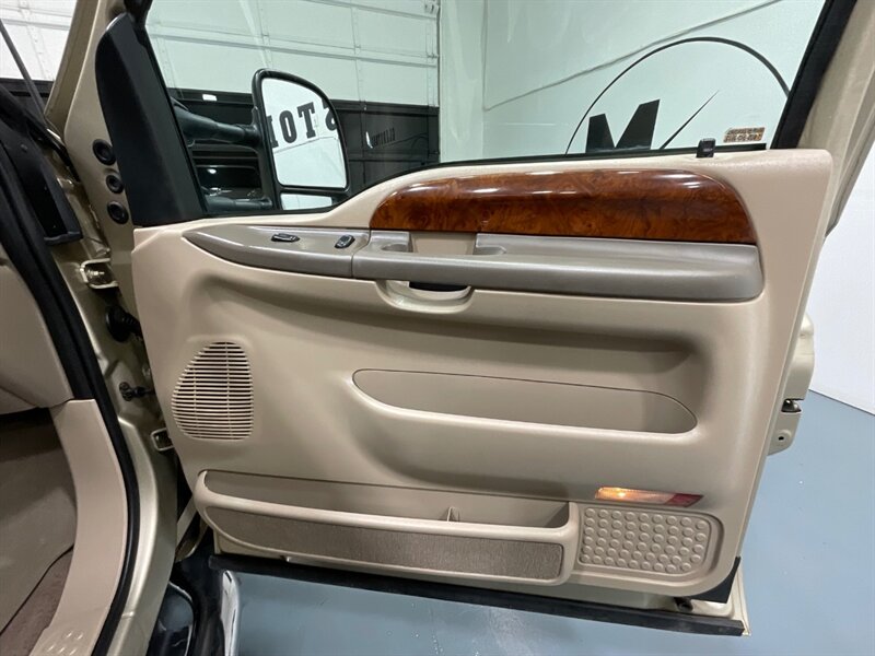 2001 Ford F-250 7.3L DIESEL Super Duty Lariat 4X4 / 69,000 MILES / Leather Seats / LONG BED / ZERO RUST / NO MODS - Photo 34 - Gladstone, OR 97027