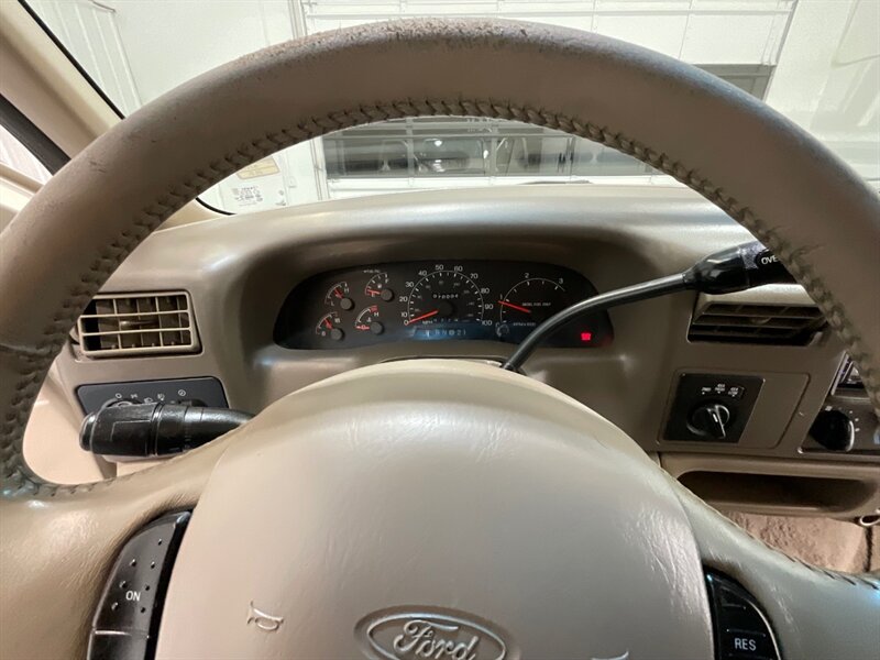 2001 Ford F-250 7.3L DIESEL Super Duty Lariat 4X4 / 69,000 MILES / Leather Seats / LONG BED / ZERO RUST / NO MODS - Photo 43 - Gladstone, OR 97027