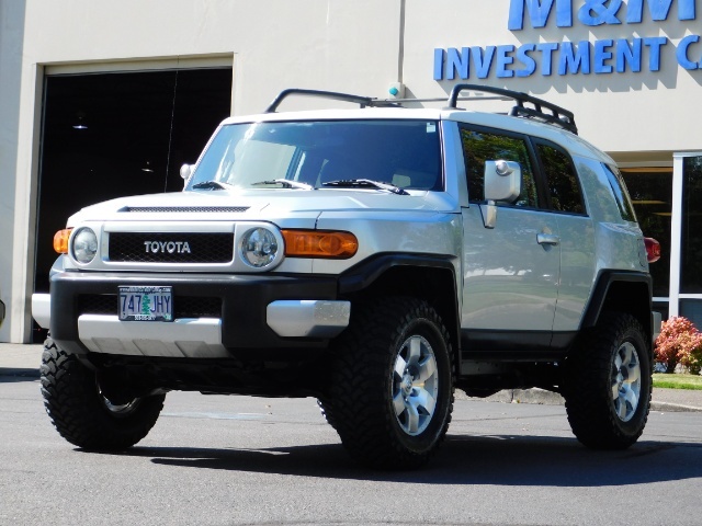 2007 Toyota FJ Cruiser 4dr SUV / 4X4 / LIFTED / NEW 33 "  MUD TIRES   - Photo 41 - Portland, OR 97217