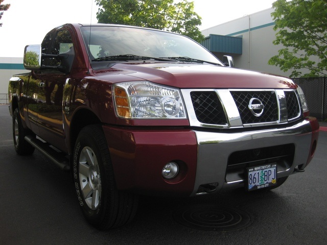 2004 Nissan Titan LE King Cab 4X4 / Leather / 80kmiles / PRISTINE!   - Photo 50 - Portland, OR 97217