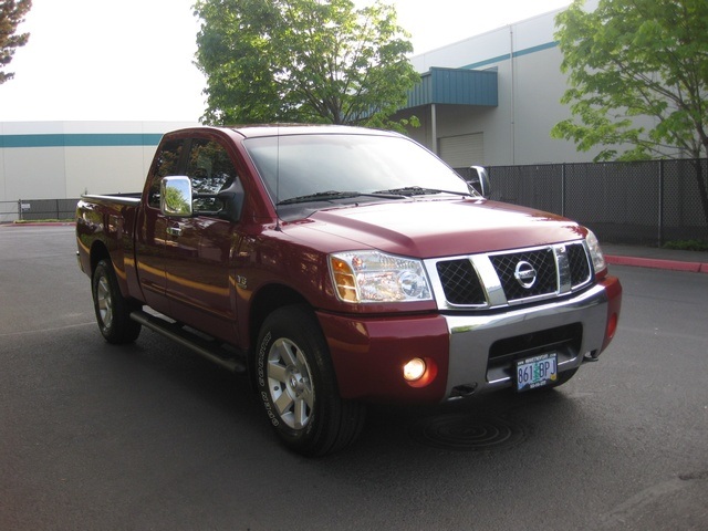 2004 Nissan Titan LE King Cab 4X4 / Leather / 80kmiles / PRISTINE!   - Photo 8 - Portland, OR 97217