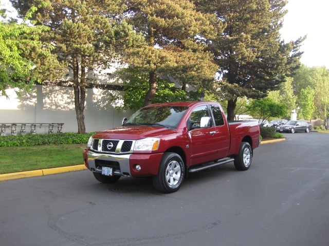 2004 Nissan Titan LE King Cab 4X4 / Leather / 80kmiles / PRISTINE!   - Photo 51 - Portland, OR 97217