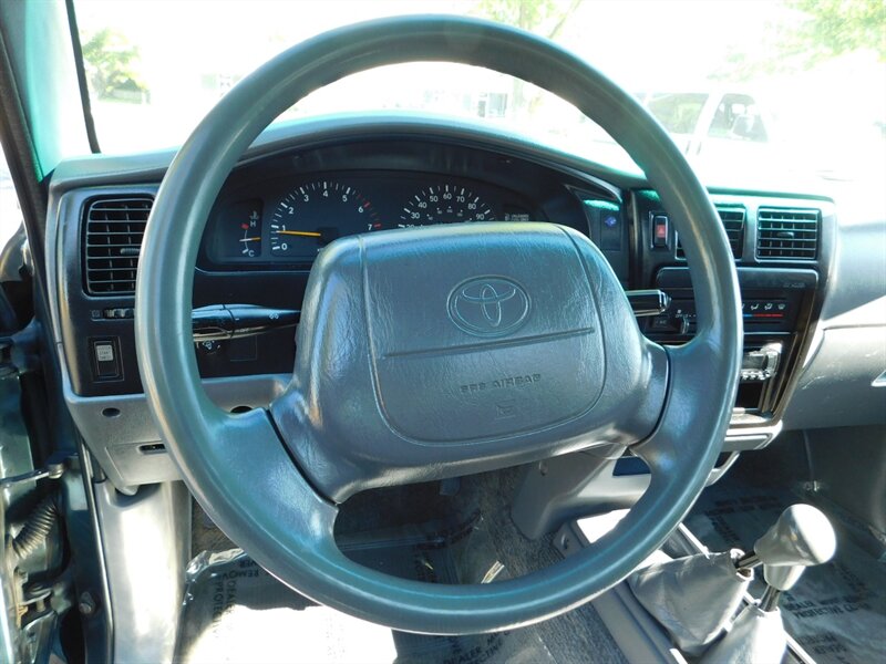 1997 Toyota Tacoma 2dr X-Cab 4X4 2.7Liter 5-Speed LIFTED 33MUD Tires   - Photo 20 - Portland, OR 97217