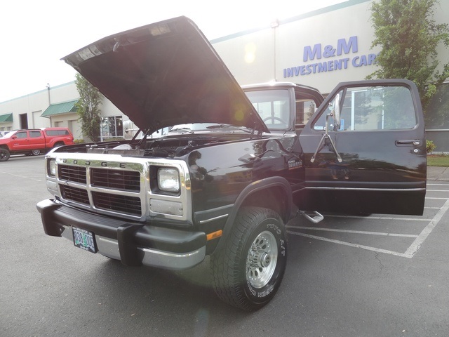 1991 Dodge RAM 250 LE / 4X4 / 5.9L TURBO DIESEL / MANUAL TRANNY   - Photo 25 - Portland, OR 97217